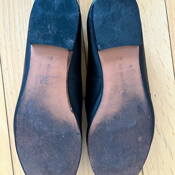 Banana Republic Black Studded Loafers Sz 8.5 Super Soft - Picture 11 of 11